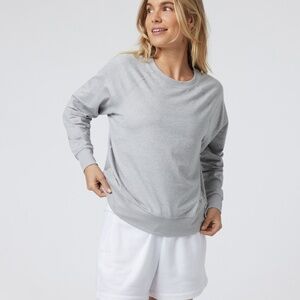 Vuori Long-Sleeve Halo Crew